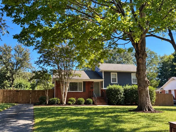 1727 Emerywood Dr, Charlotte, NC 28210