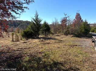 4R1 Dickey School Rd, Dandridge, TN 37725