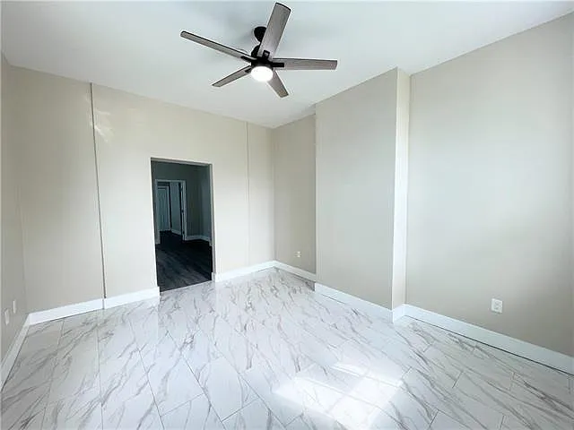 3 bed, 1.0 bath, 1050 sqft, $1,500 — Photo 3