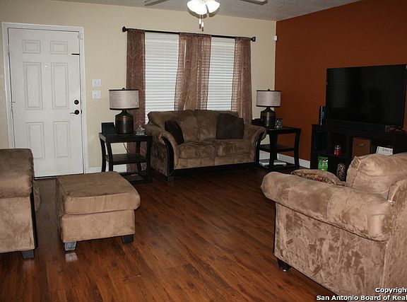 2nd image of 129 Gatewood Fls