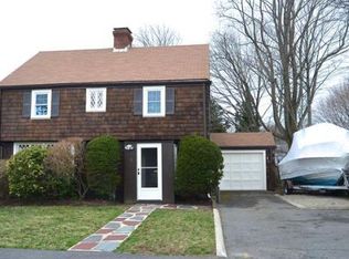 6 Leggs Hill Rd, Marblehead, MA 01945