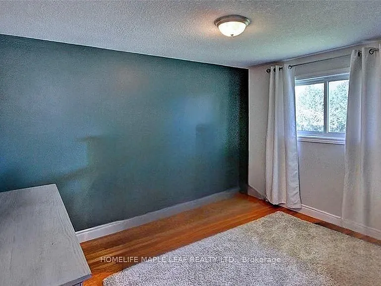 23 Barrett Cres — Photo 11