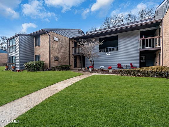 3rd image of 229 Medford Court #A