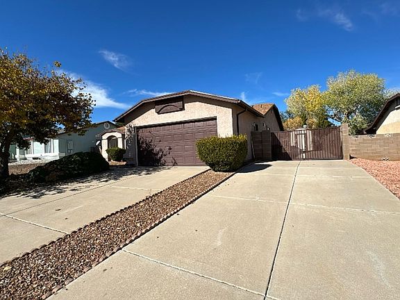 3rd image of 2851 Golden Eagle Dr