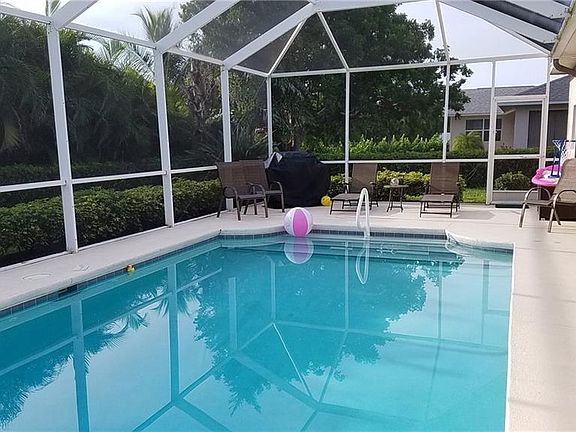 2nd image of 4345 SW 25th Pl