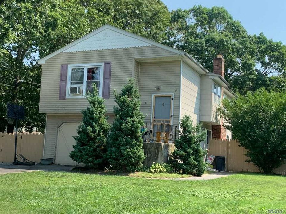 1st image of 34 Arpage Dr E