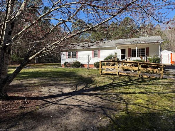 612 Knight Wood Rd, Diggs, VA 23045