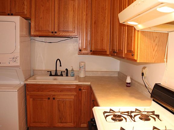 5th image of 3605 NE 26th Ave