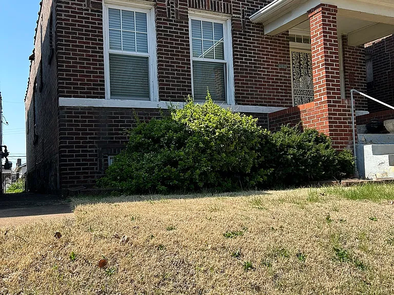 4890 Margaretta Ave — Photo 44