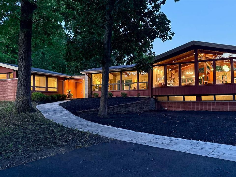 1st image of 7460 Fair Oaks Dr