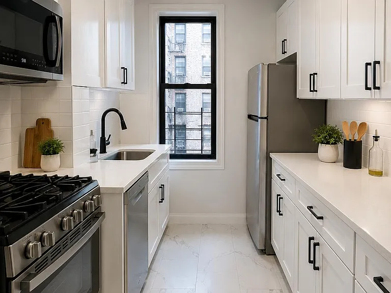 308 W 104th St #9D — Photo 7