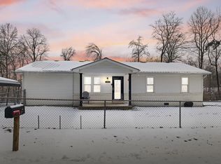 1092 Pilgrims Rest Rd, McKee, KY 40447