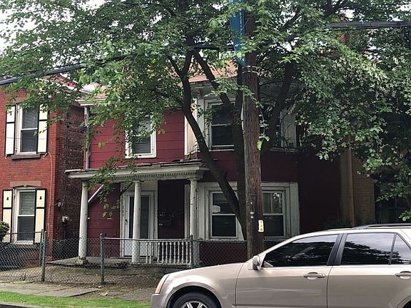 2nd image of 162 Dubois St