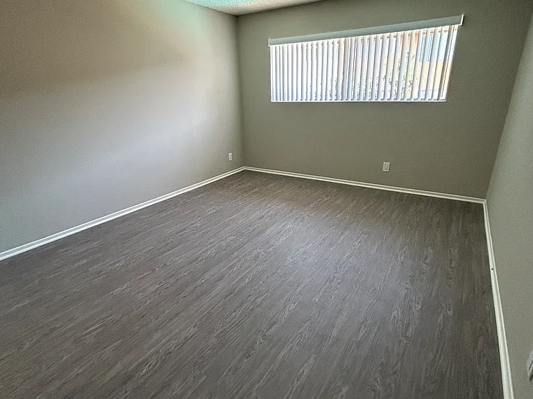 Taylor Garden Apartments — Photo 41