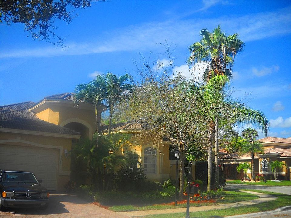 1st image of 5926 NW 122nd Dr