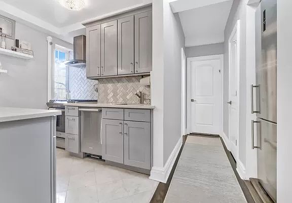 5th image of 20 Continental Ave APT 4G