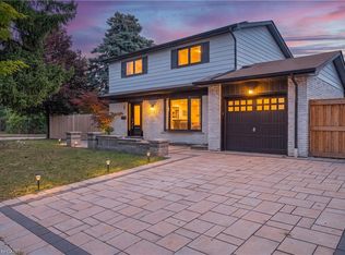 8 Culham St, Oakville, ON L6H1G4