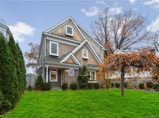 7 Sycamore St, Norwalk, CT 06855