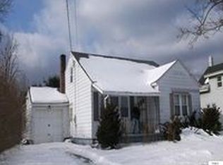 14 S McNab Ave, Gloversville, NY 12078