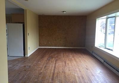 Additional Living Room