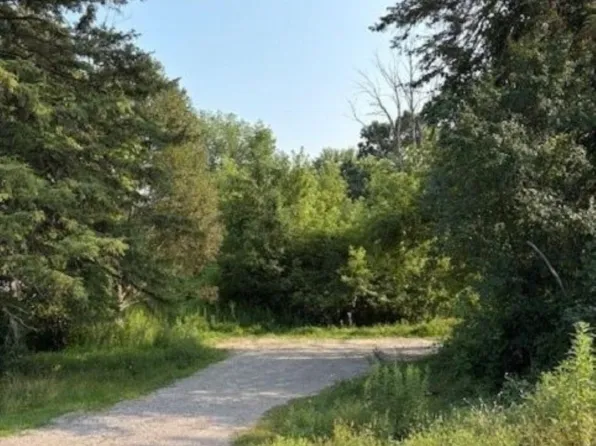 3217 W Wackerly St, Midland, MI 48640