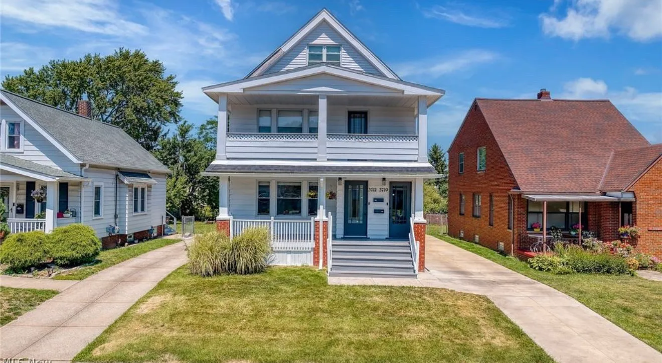 2 bed, 1013 sqft, $1,400 — Photo 3