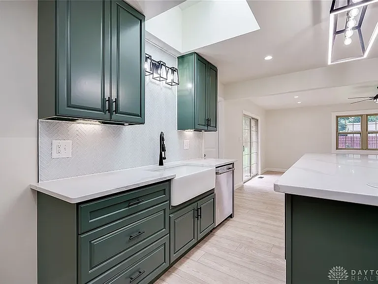 2919 Walford Dr — Photo 2