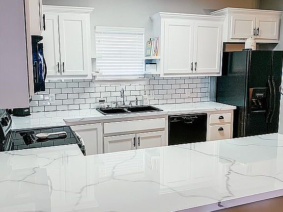 5th image of 1607 Avenue I NW