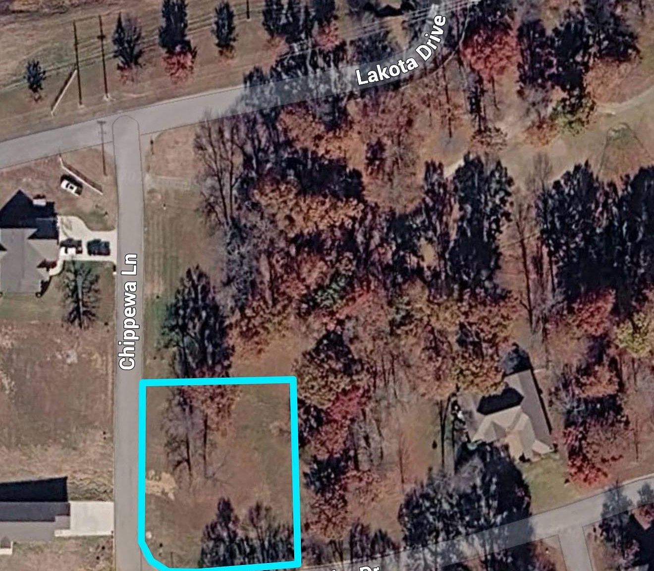2 Comanche Dr
