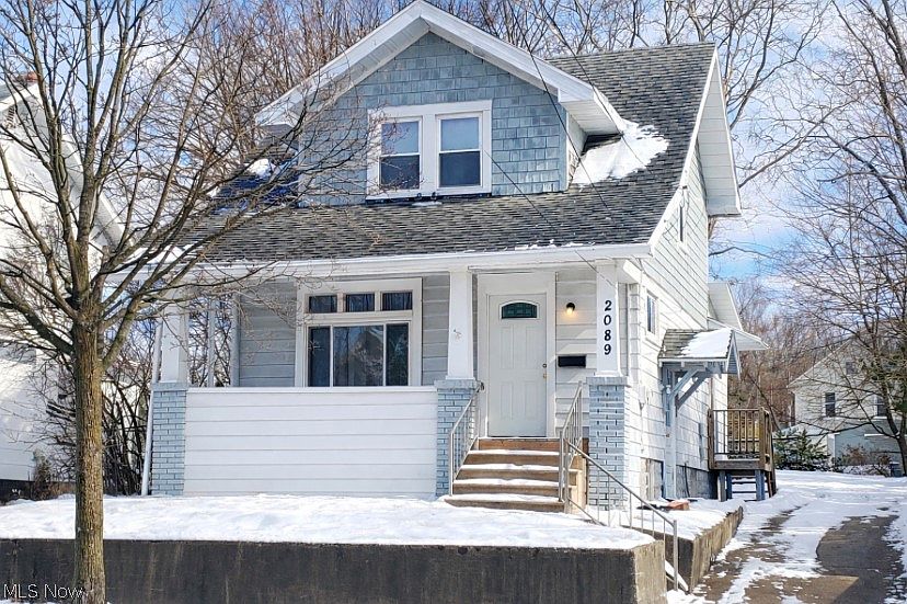 2nd image of 2089 13th St SW