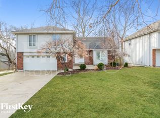 14629 W 90th Ter, Lenexa, KS 66215