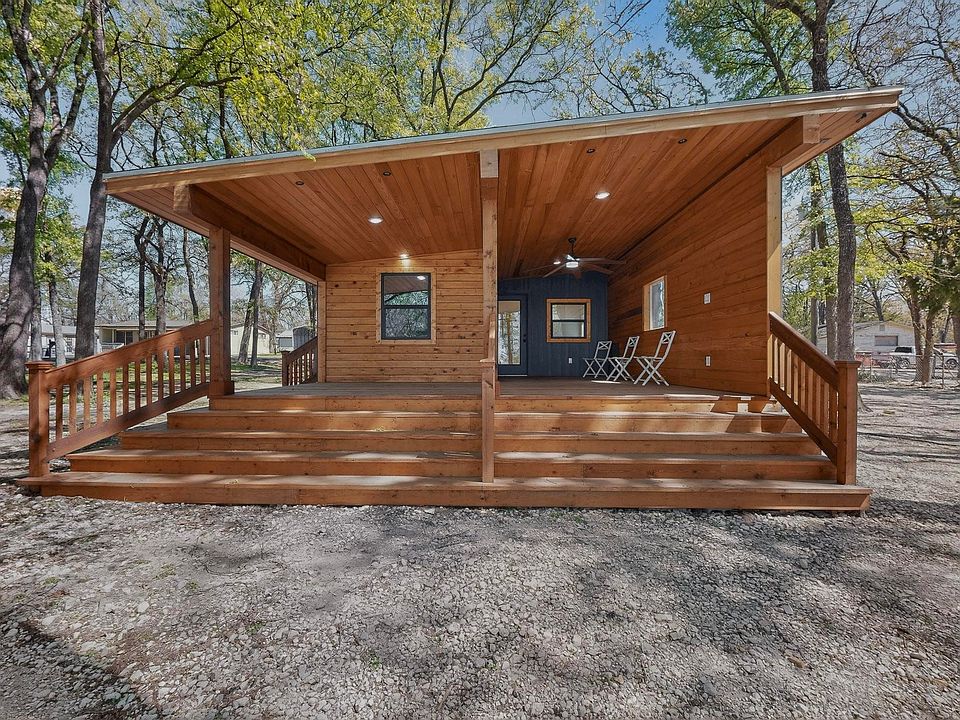 1st image of 262 Briggs Blvd