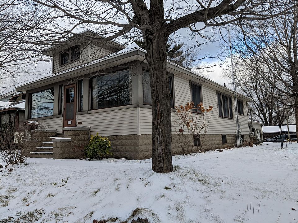 1st image of 964 W Laketon Ave