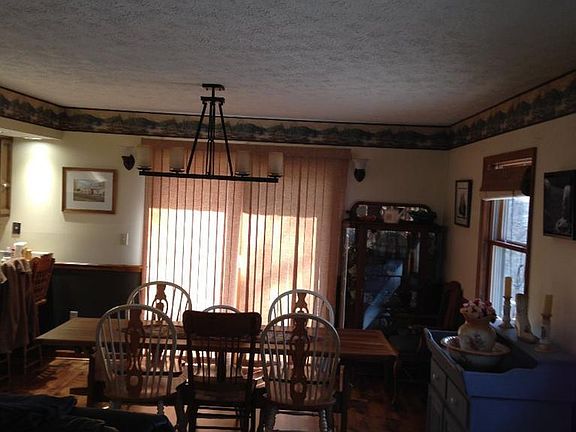 5th image of 7117 Fields Ln
