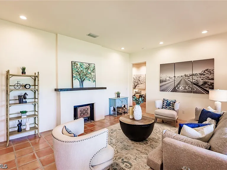 1291 Caloosa Dr — Photo 5