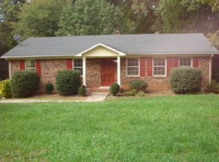 2658 Weymoth Rd, Winston Salem, NC 27103