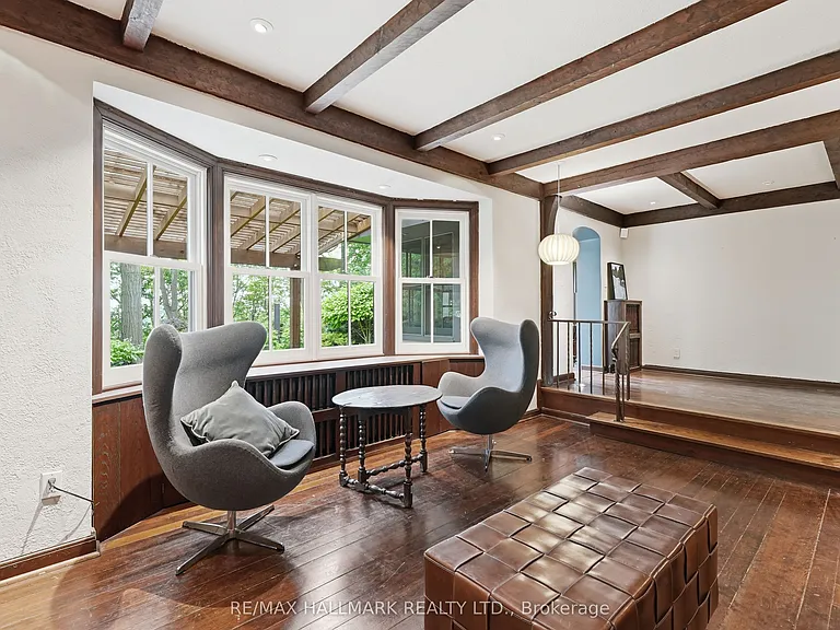31 Glen Oak Dr — Photo 6