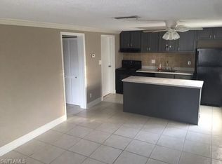 5200 Treetops Dr, Naples, FL 34113