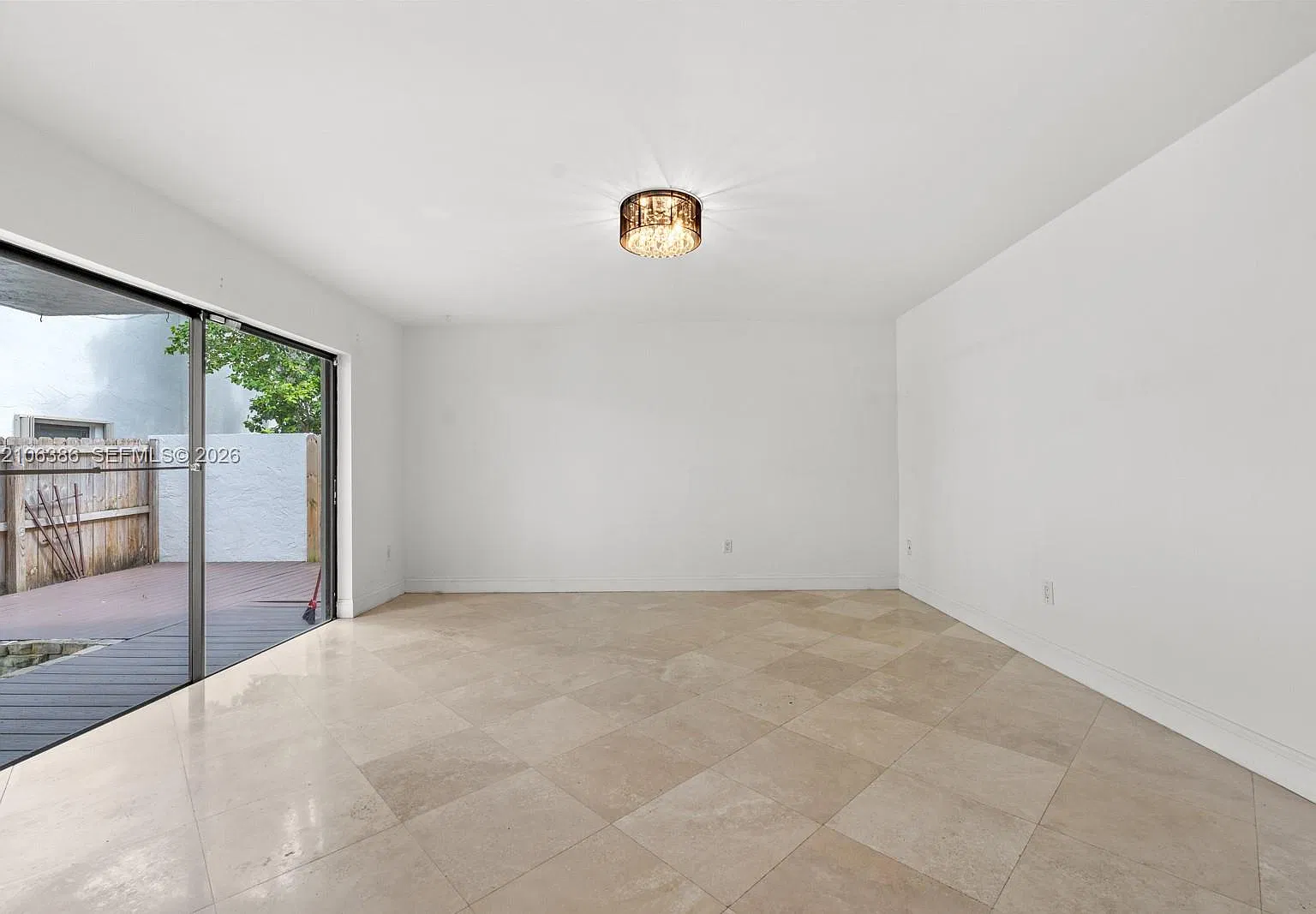 2987 Bird Ave — Photo 4