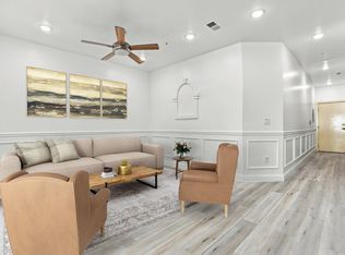 1233 S Broad St #1R, Philadelphia, PA 19147