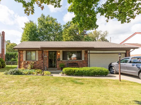14483 Park St, Livonia, MI 48154