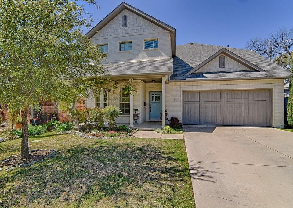 1st image of 1612 Belle Pl