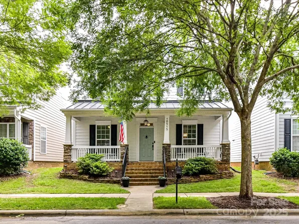 10515 Royal Winchester Dr, Charlotte, NC 28277