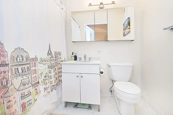 Rented by Compass | media 19