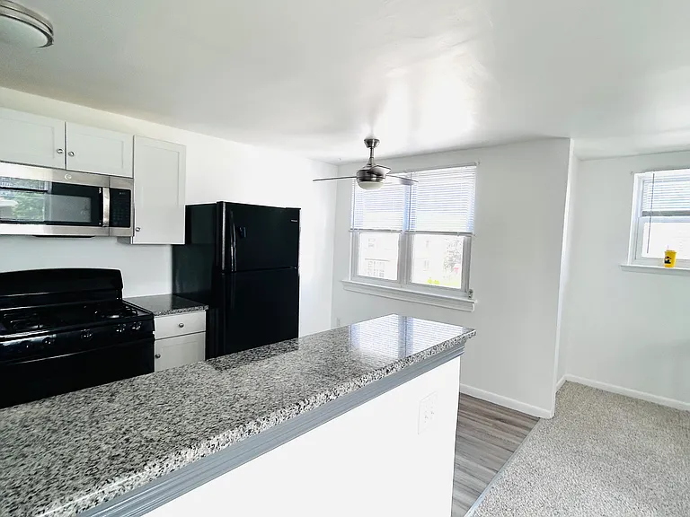 10931 Modena Dr #2 — Photo 13