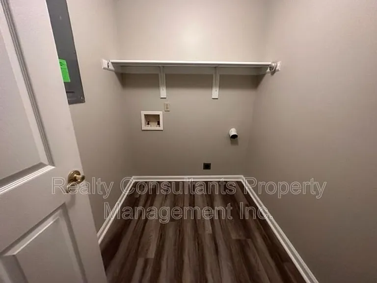 800C Folly Ct — Photo 8