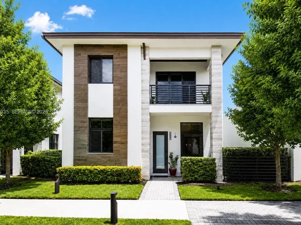 4318 NW 81st Ave, Doral, FL 33166