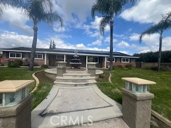 1542 W Phillips St, Ontario, CA 91762