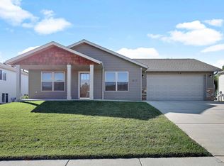 6635 Astoria Ln, Summerset, SD 57718