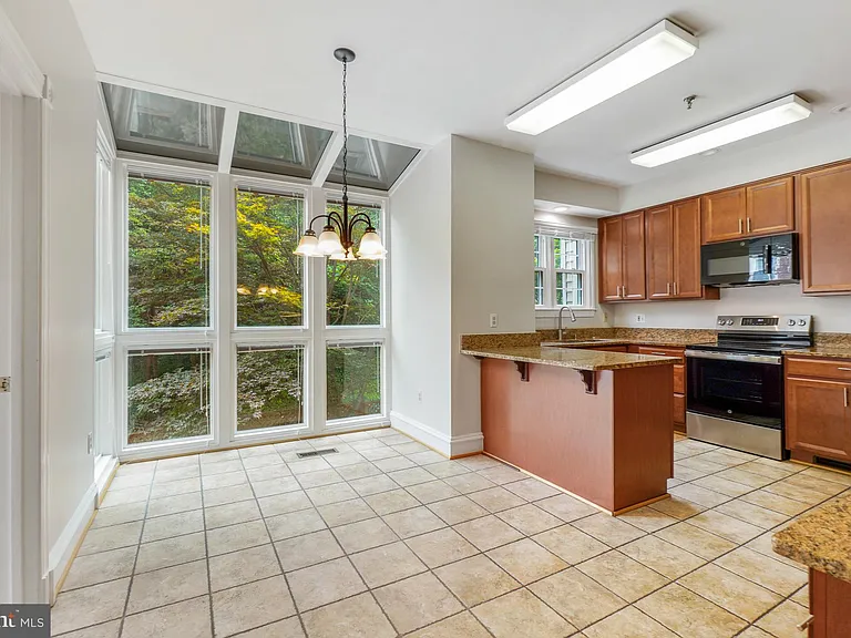 9700 Whitley Park Pl #Townhouse 19 — Photo 10